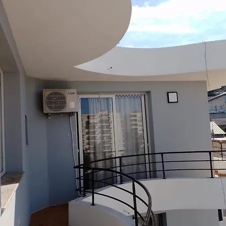 Sun & Sea * Vlorë